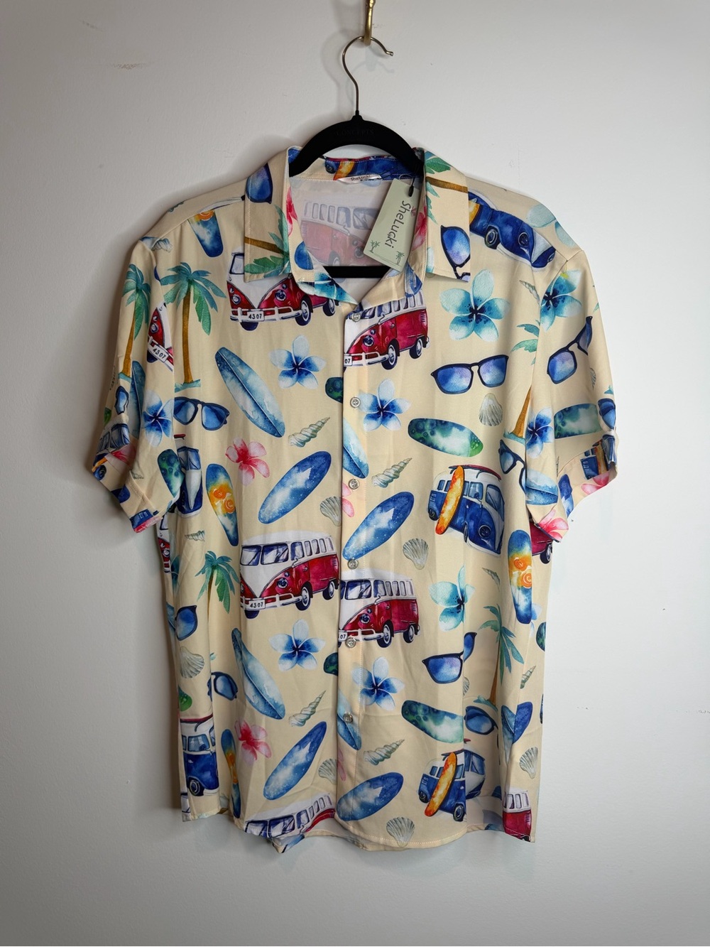 NWT Shelucki Tropical Hawaiian Button-Up Shirt Surfboard Beach Print Size M